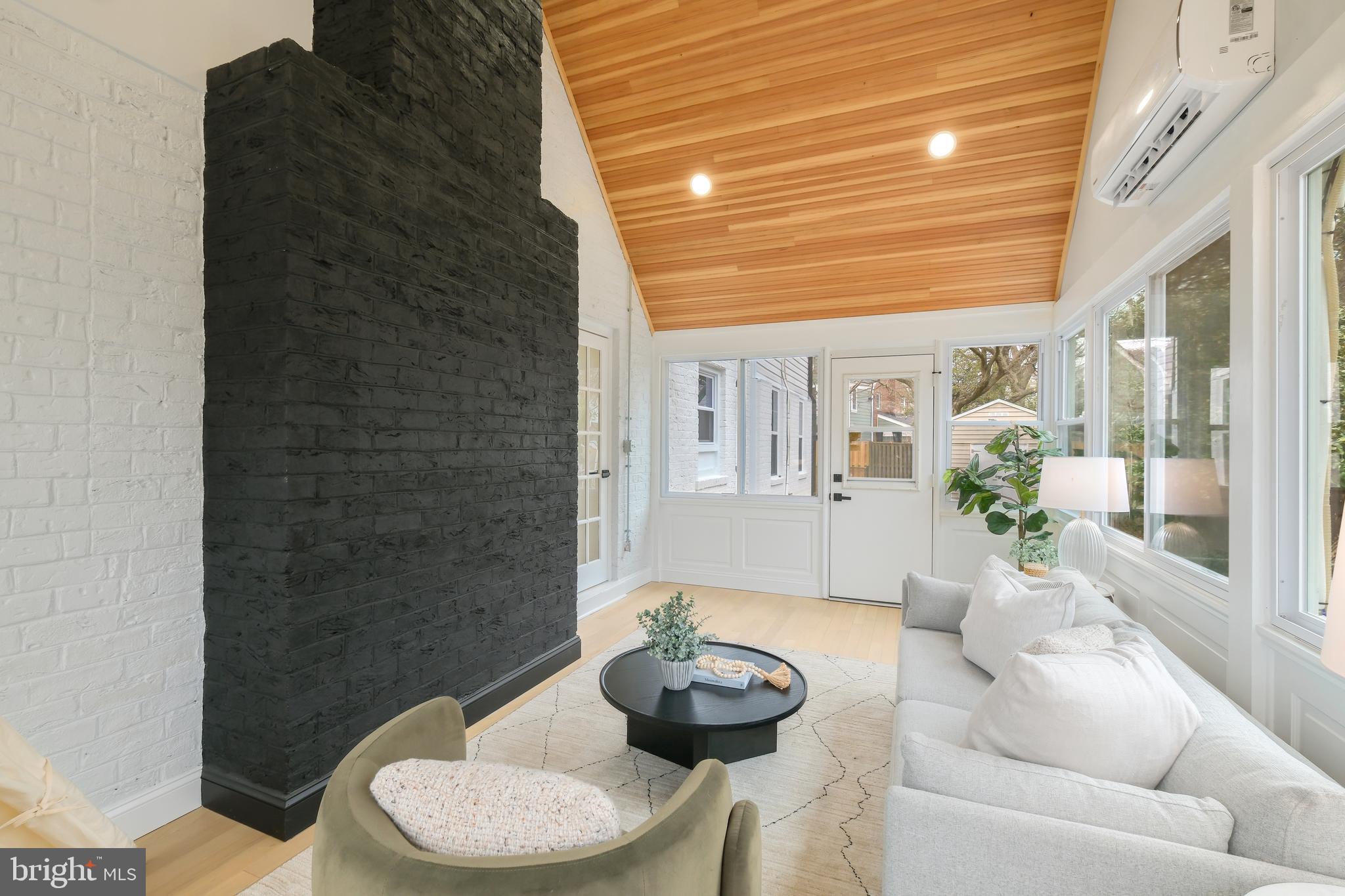 617 GREENBRIER DRIVE