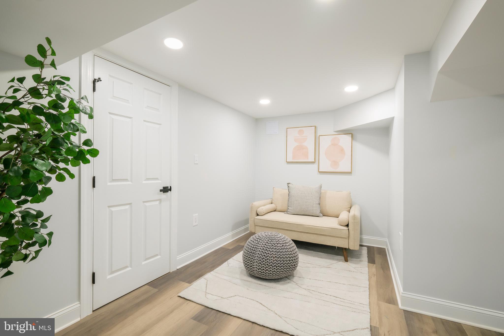 617 GREENBRIER DRIVE