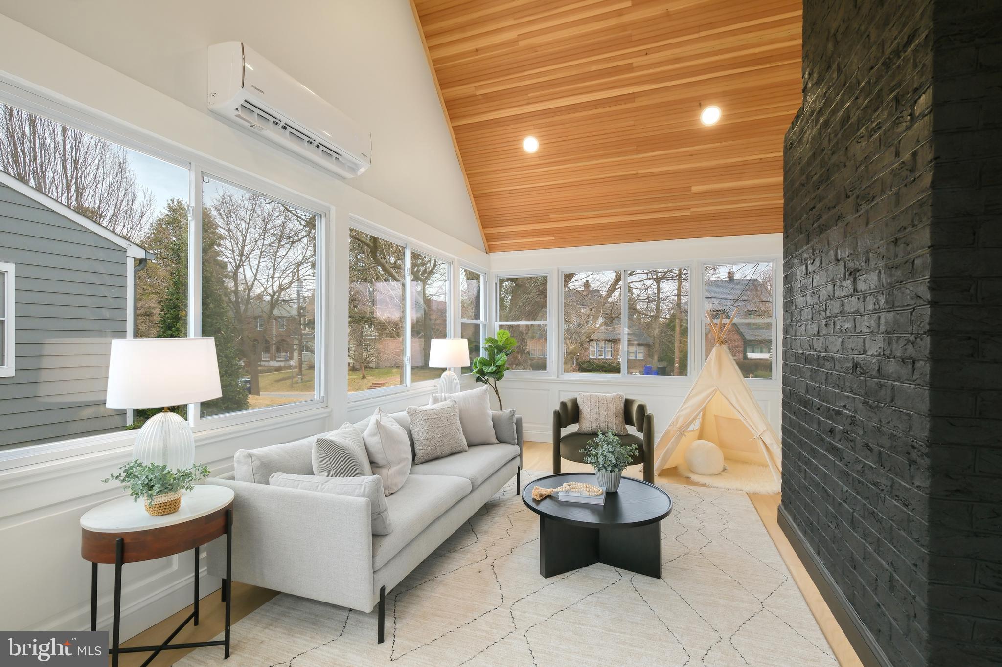 617 GREENBRIER DRIVE