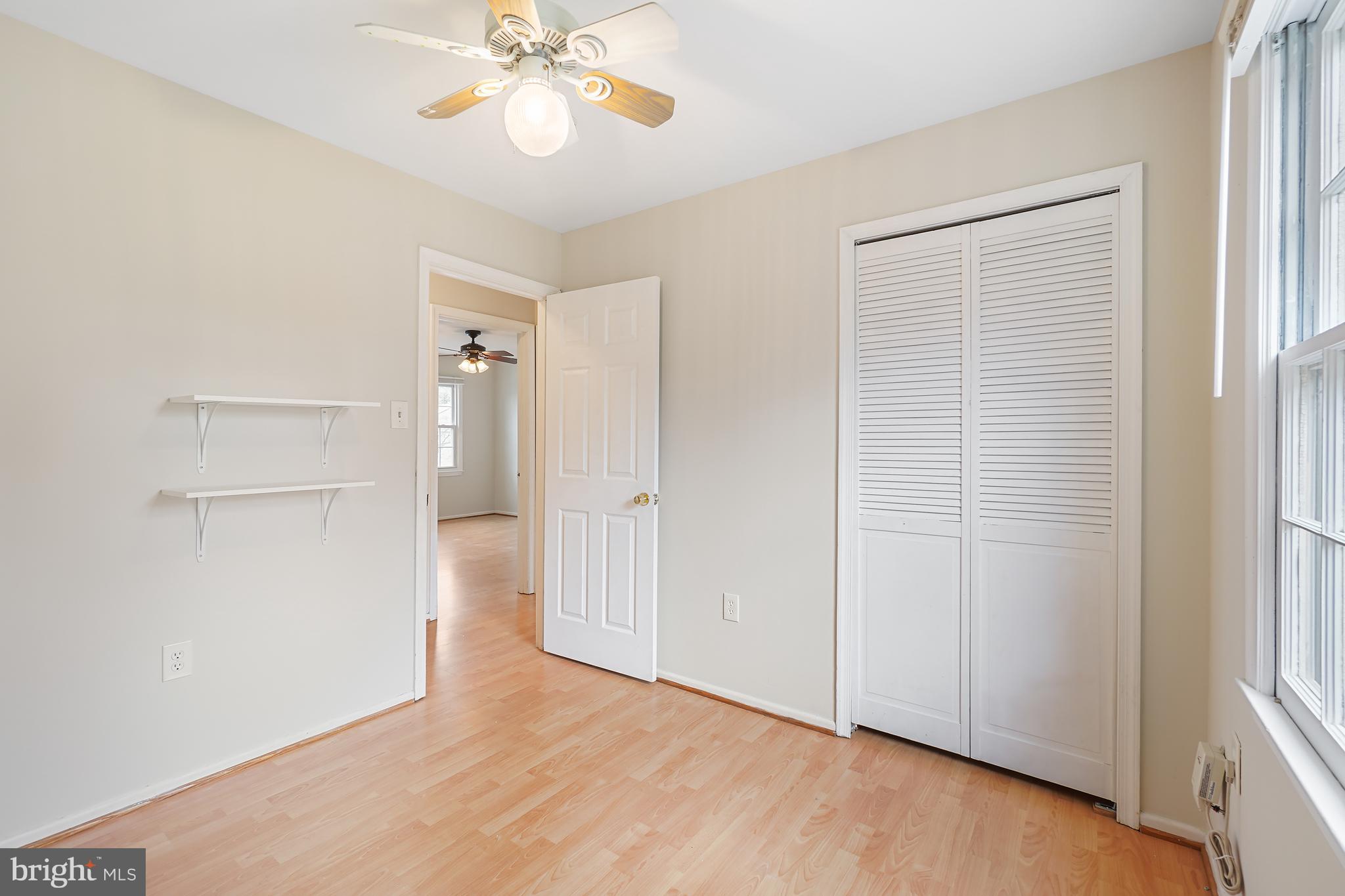 10 INGLESIDE COURT