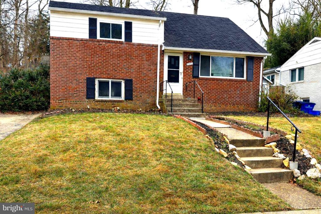 11212 DEWEY ROAD
