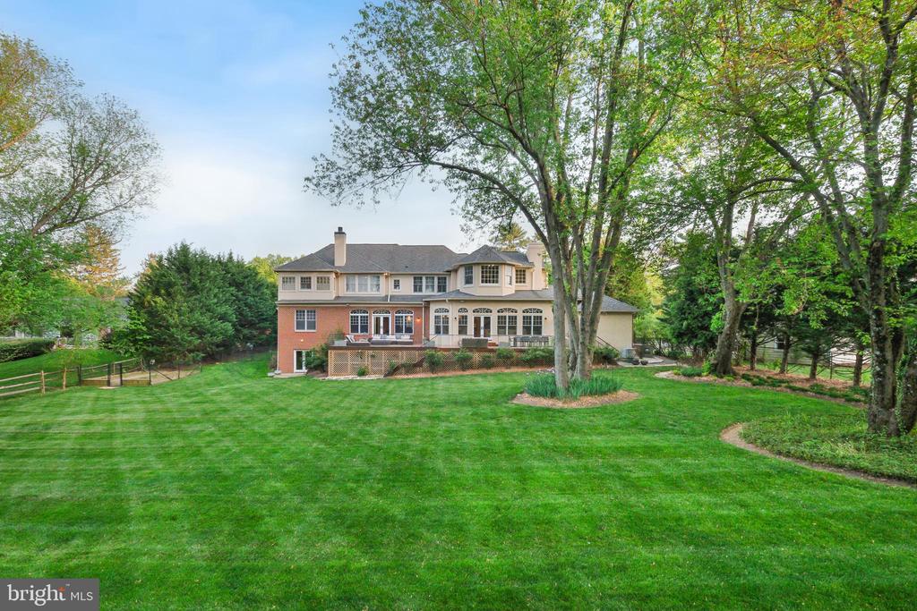 11724 GAINSBOROUGH ROAD