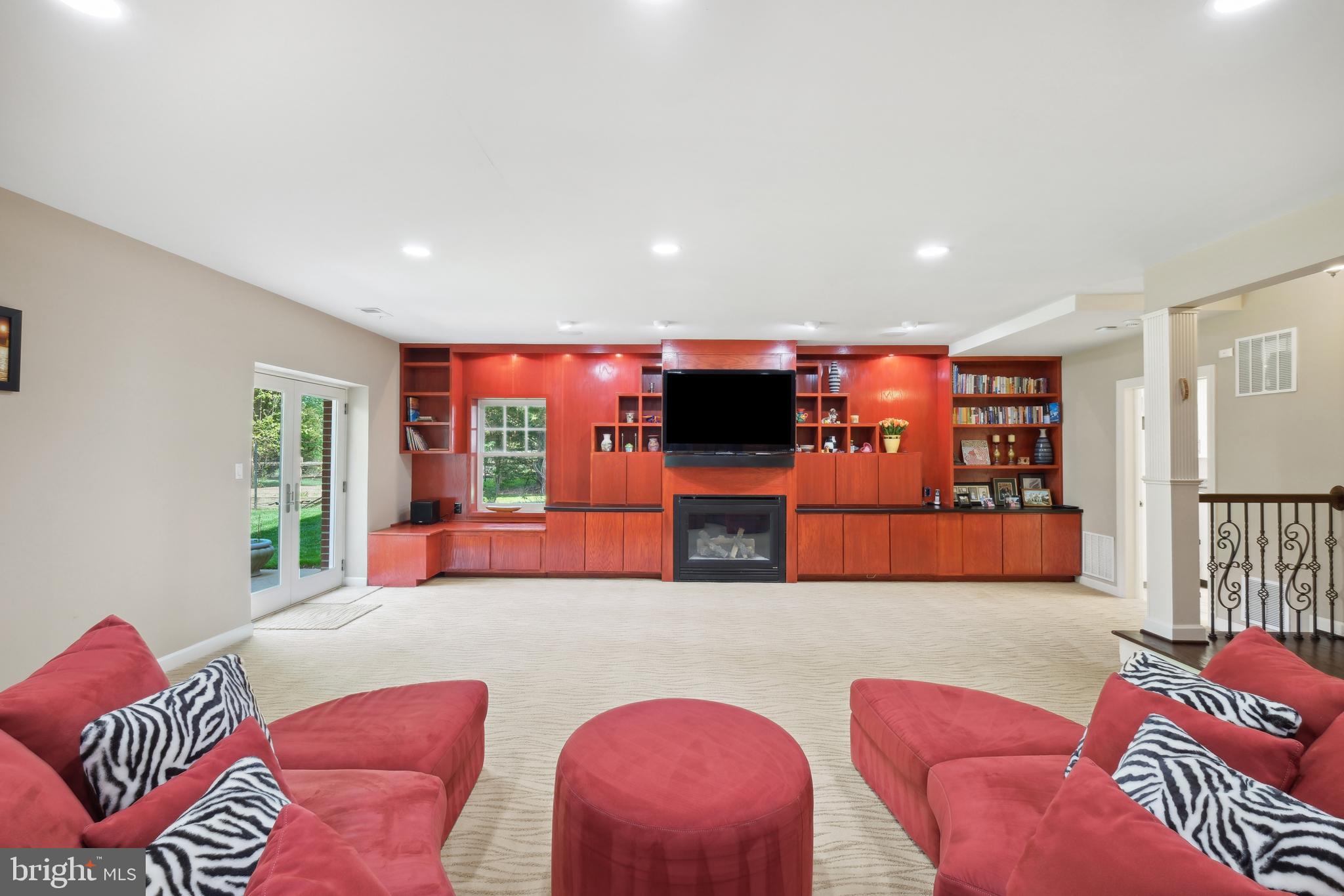 11724 GAINSBOROUGH ROAD