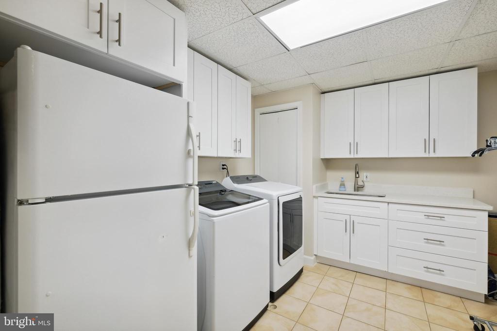 11724 GAINSBOROUGH ROAD
