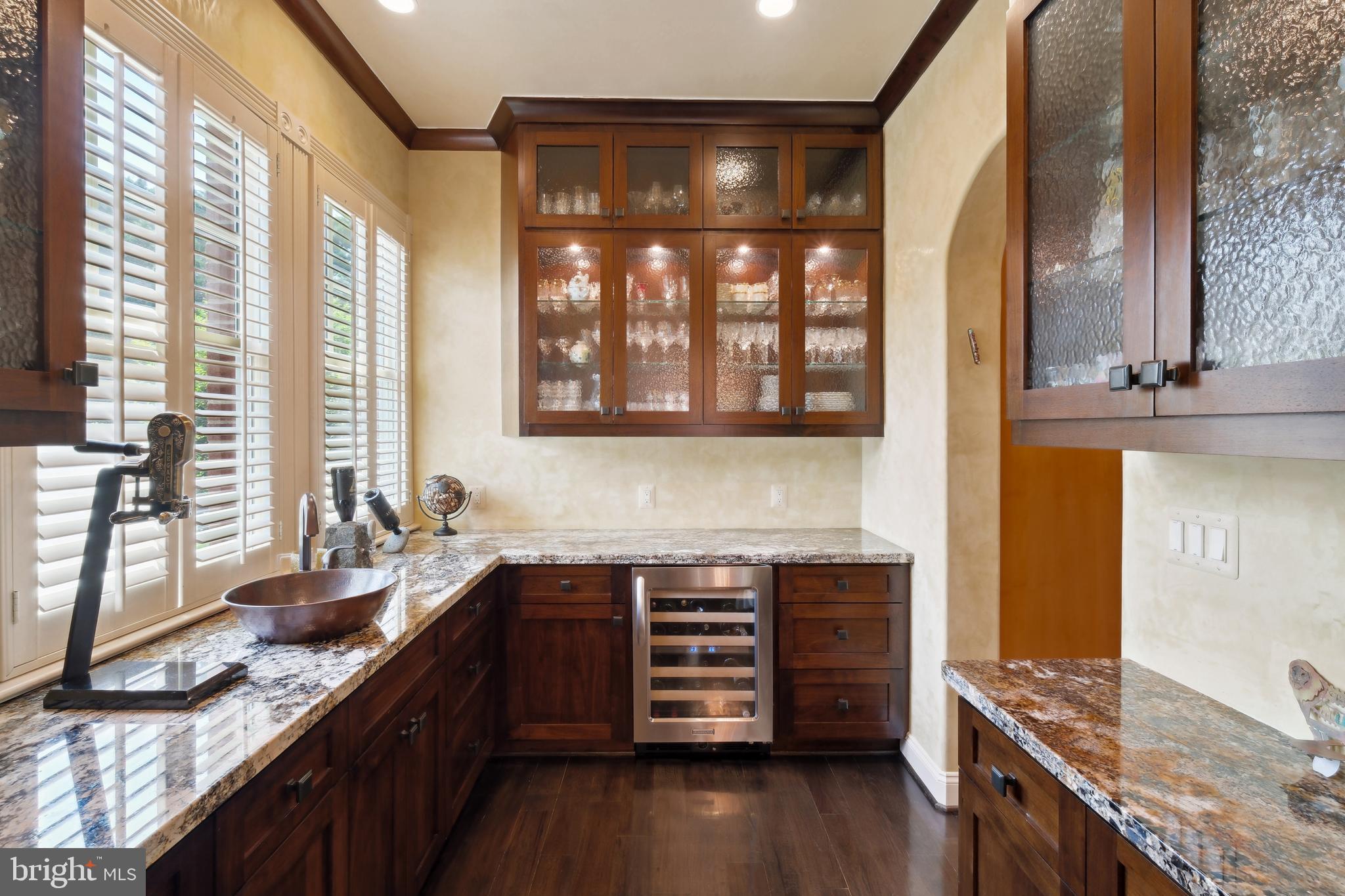 11724 GAINSBOROUGH ROAD