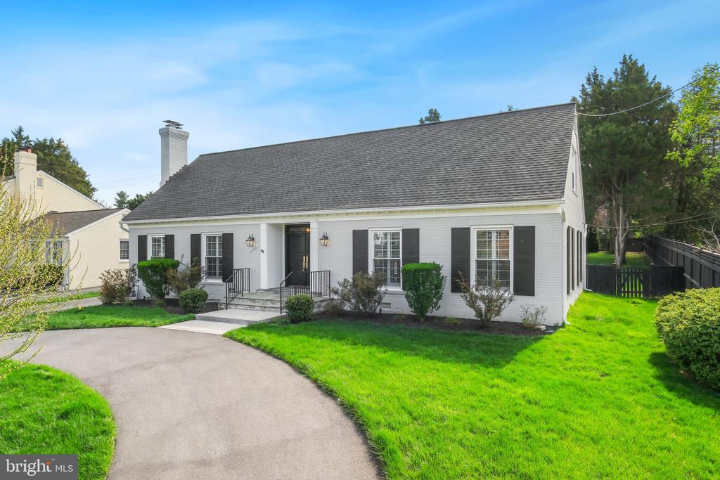 11005 LUXMANOR ROAD