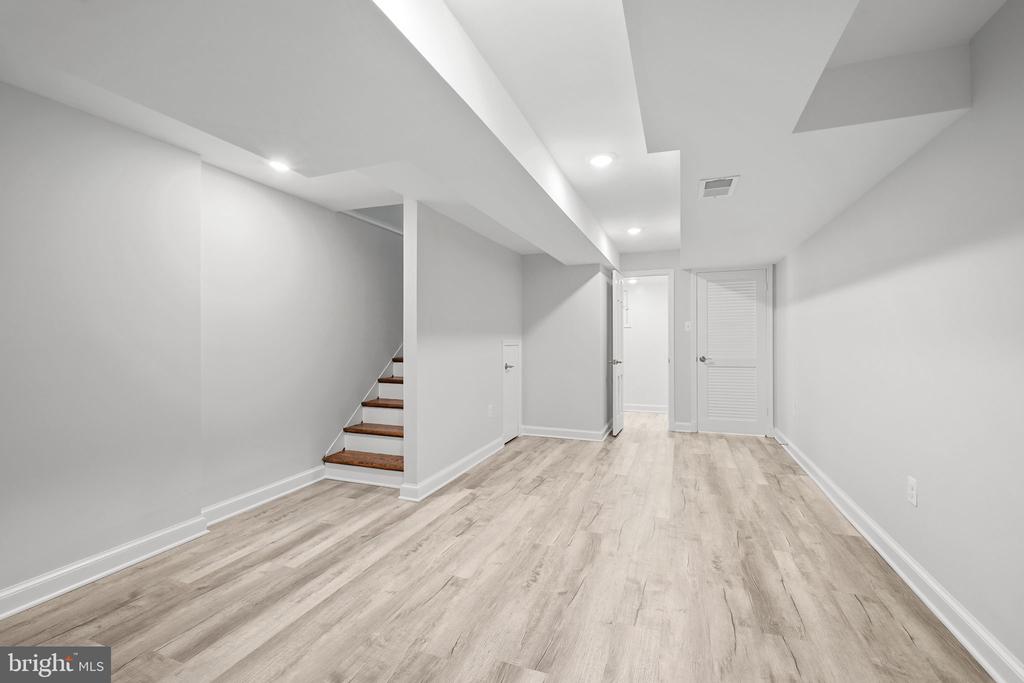 11005 LUXMANOR ROAD