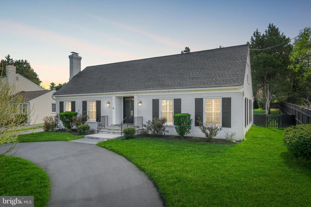 11005 LUXMANOR ROAD