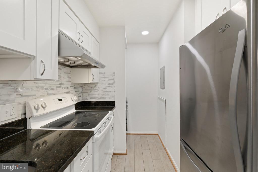 5801 INMAN PARK CIRCLE 170