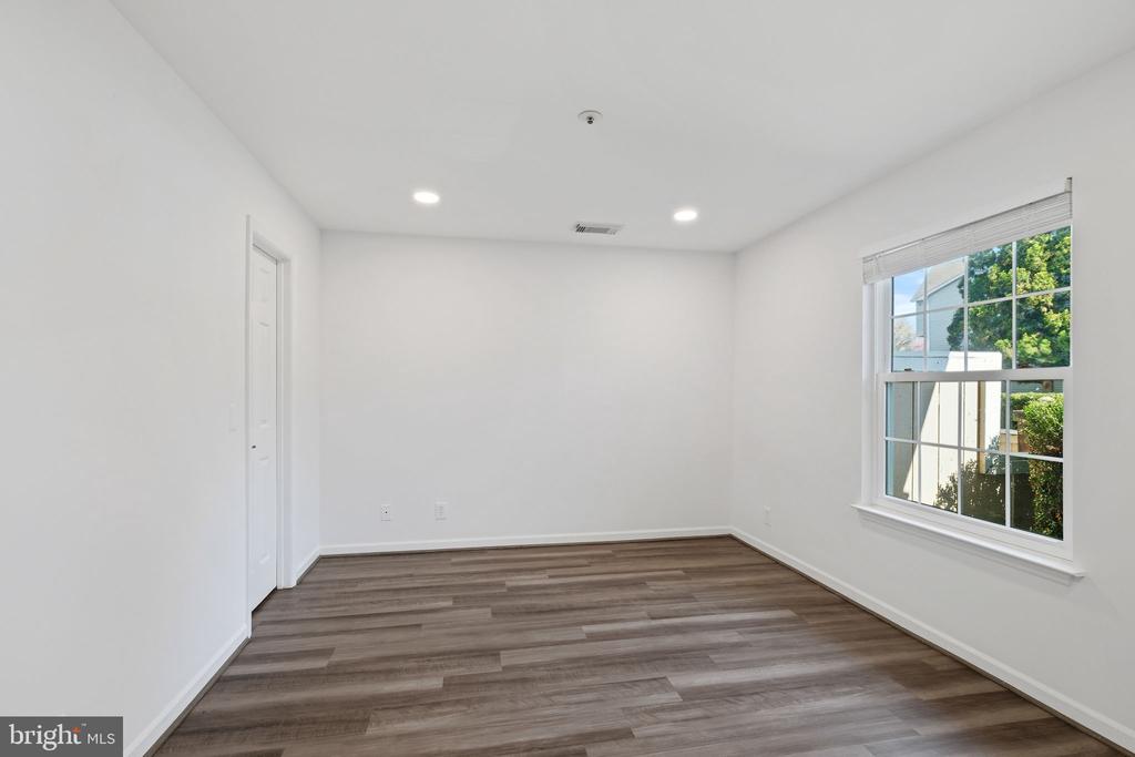 5801 INMAN PARK CIRCLE 170