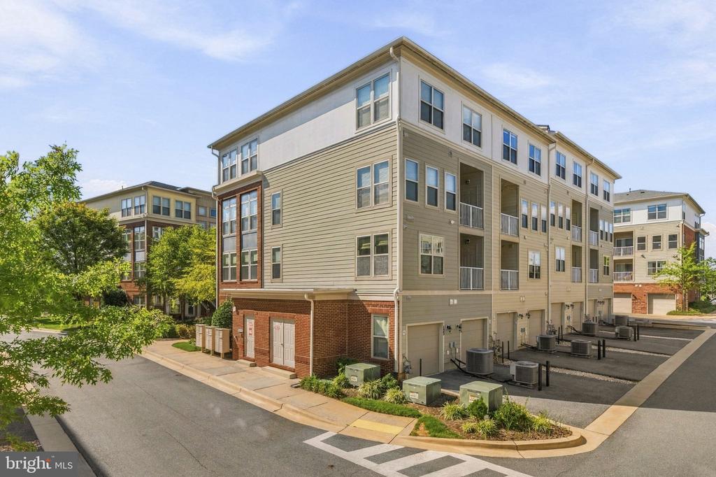 123 COPLEY CIRCLE 35-A
