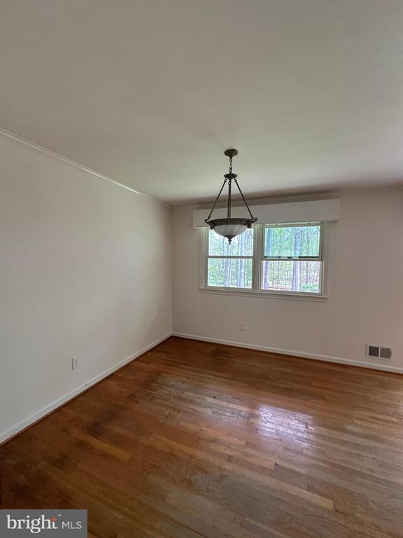 6621 SULKY LANE