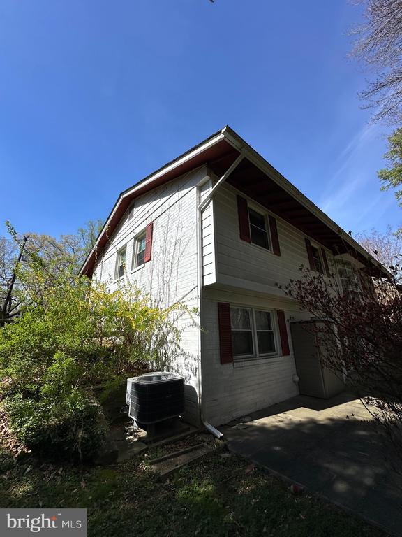 6621 SULKY LANE