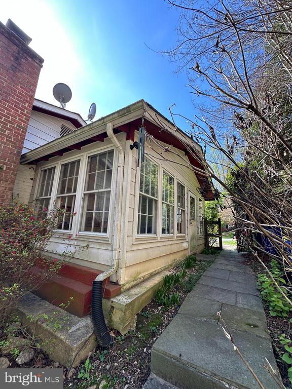 6621 SULKY LANE