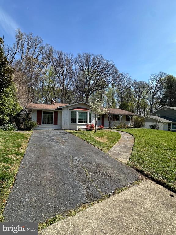 6621 SULKY LANE