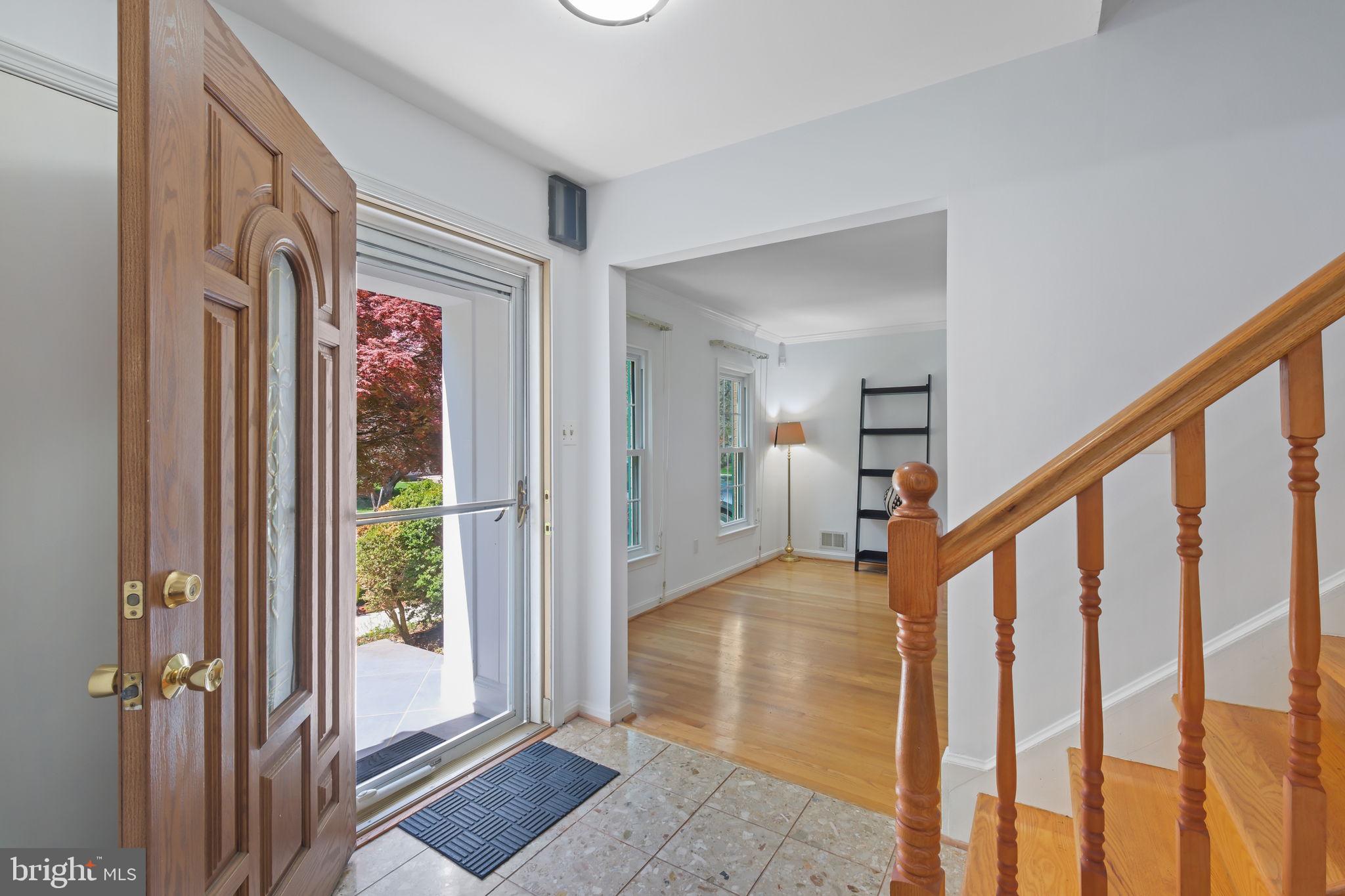 11917 REYNOLDS AVENUE