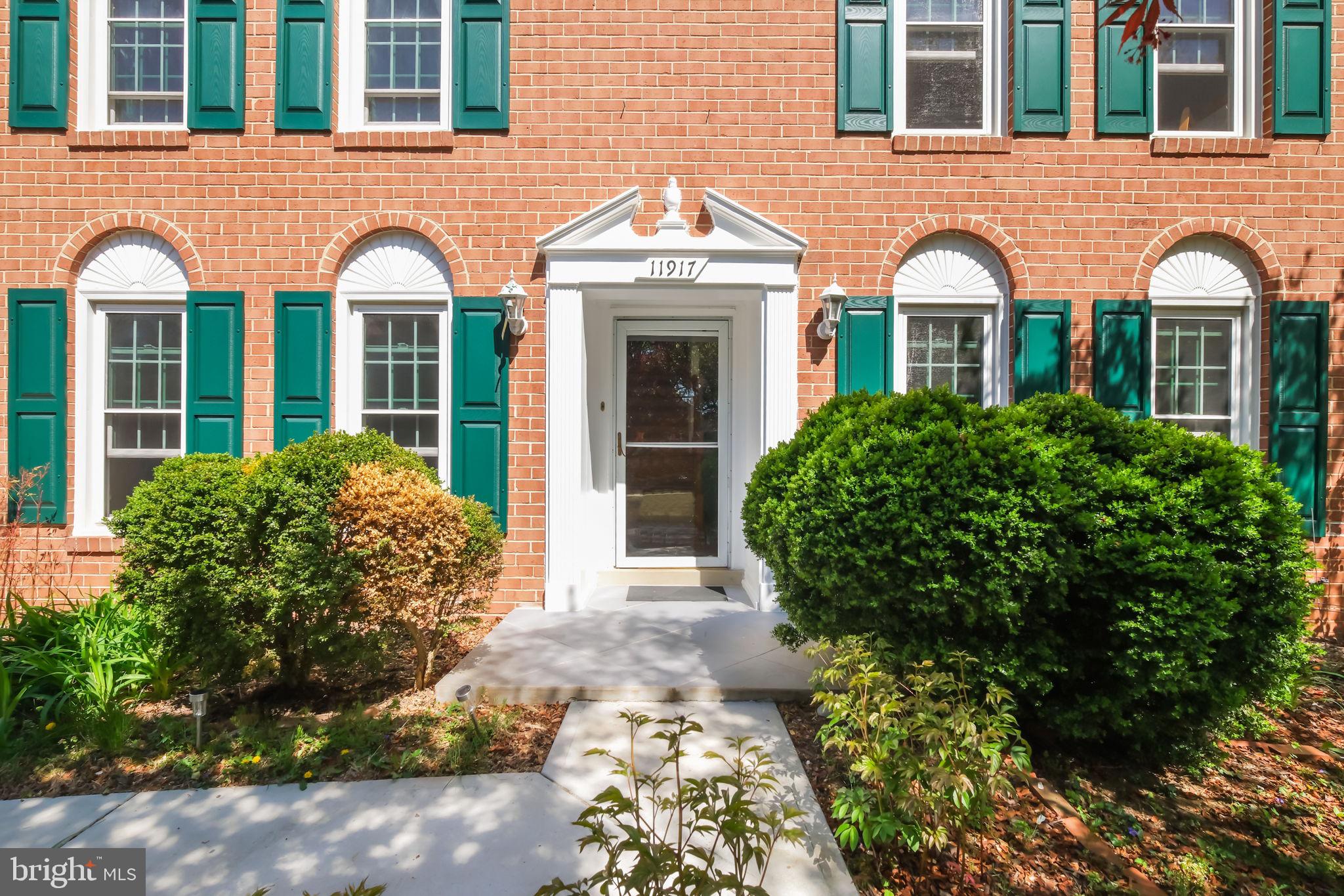 11917 REYNOLDS AVENUE