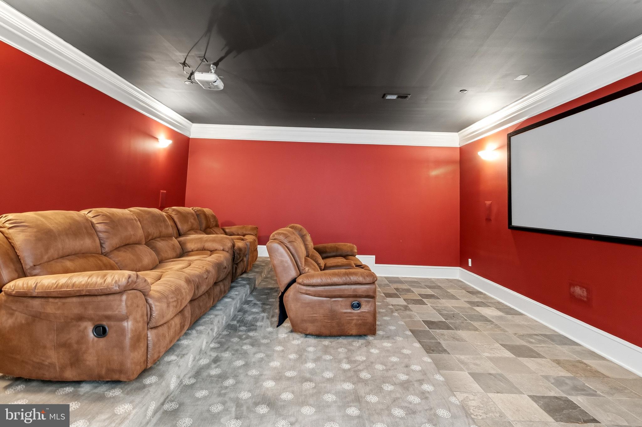 7527 WESTFIELD DRIVE