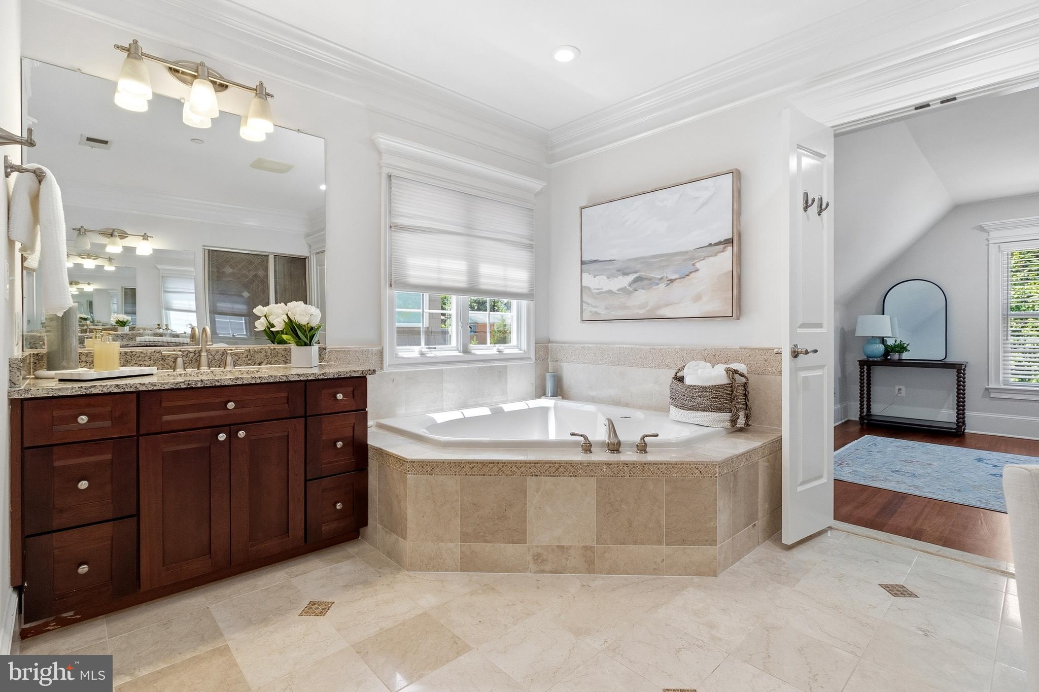 7527 WESTFIELD DRIVE