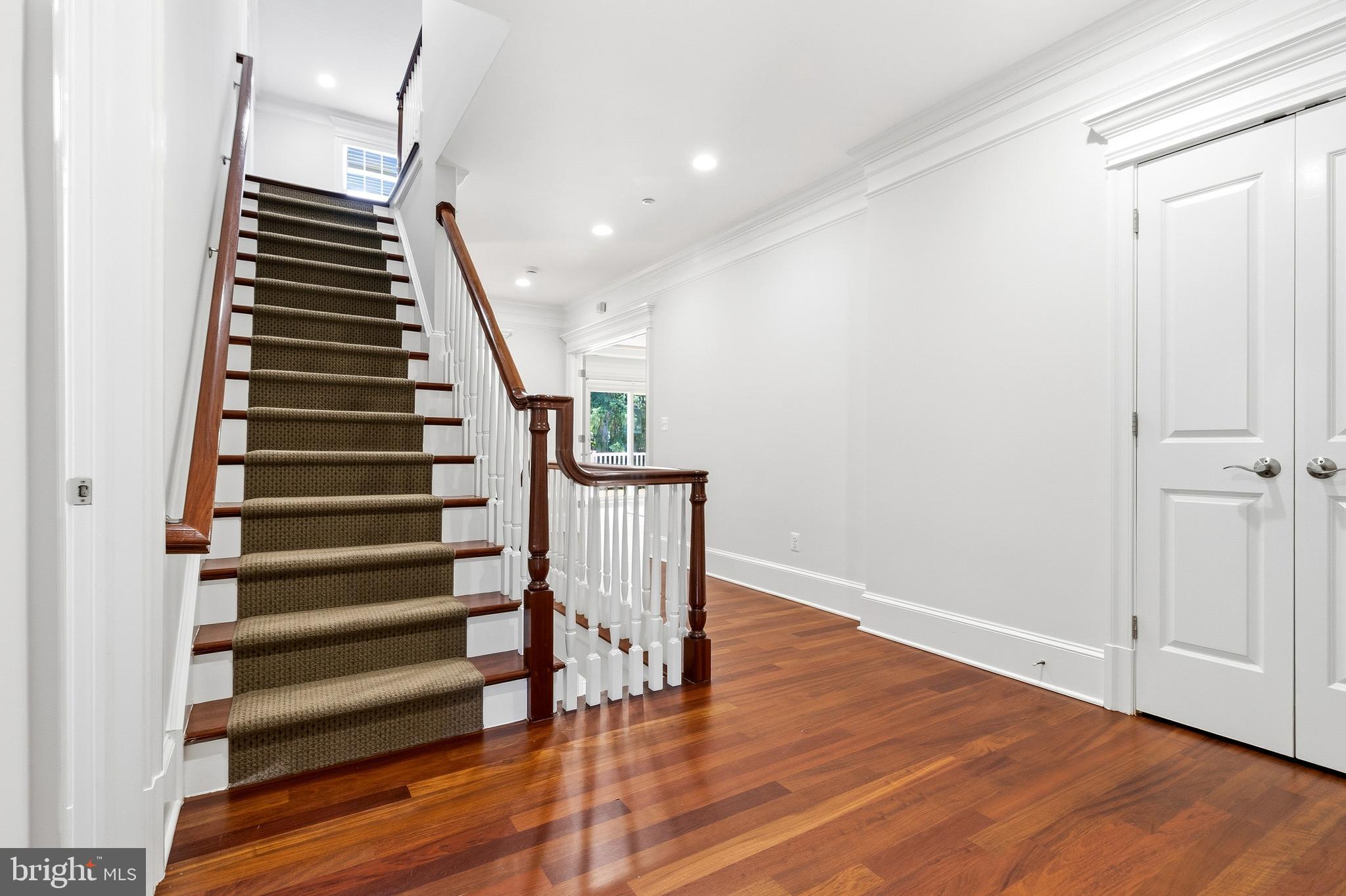 7527 WESTFIELD DRIVE