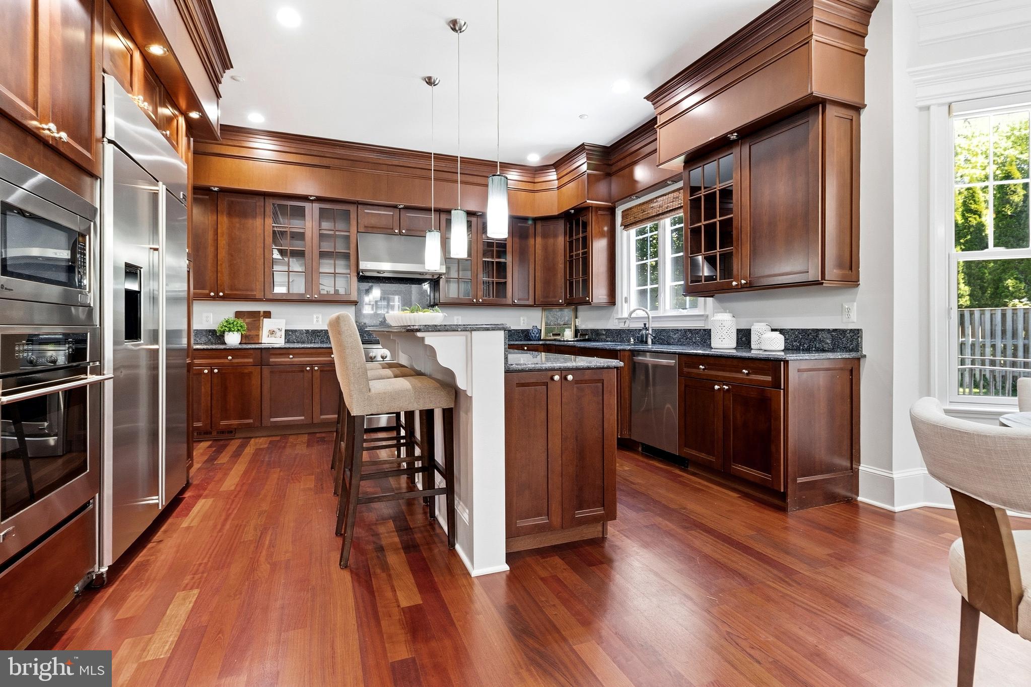 7527 WESTFIELD DRIVE