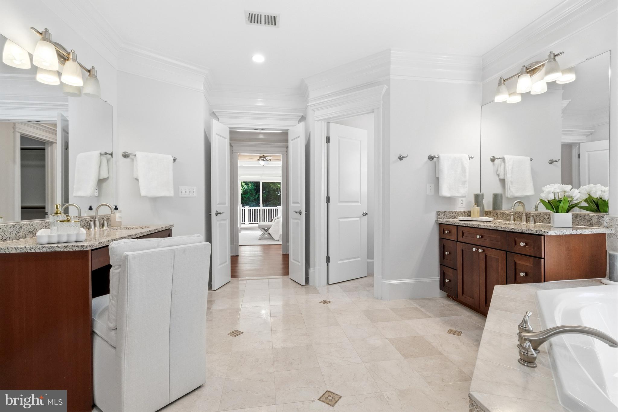 7527 WESTFIELD DRIVE