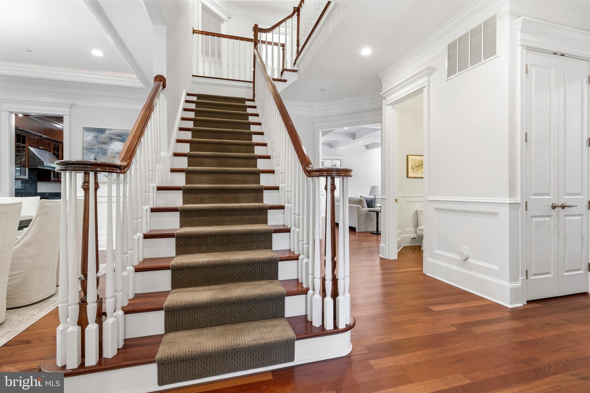 7527 WESTFIELD DRIVE