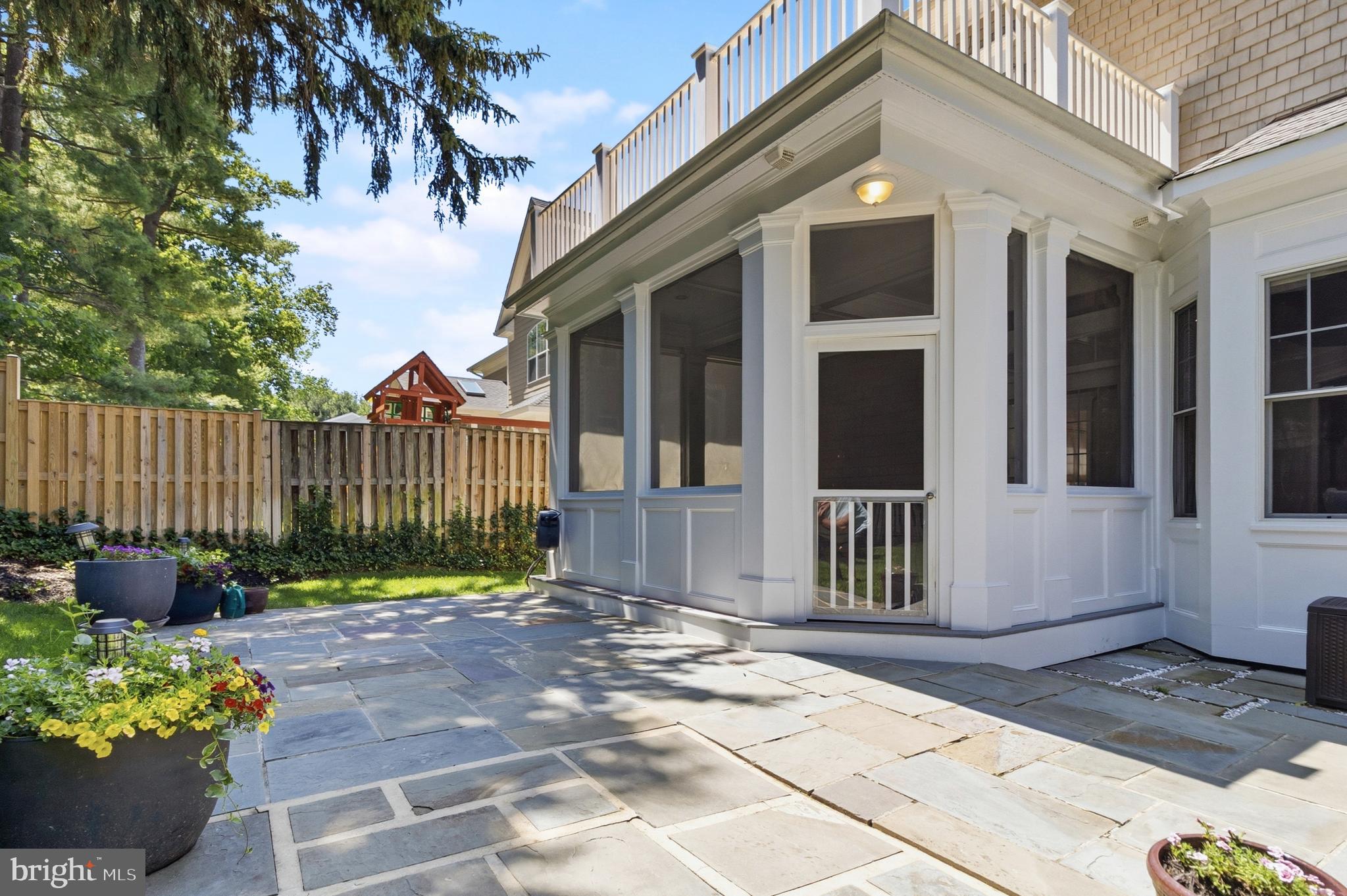 7527 WESTFIELD DRIVE