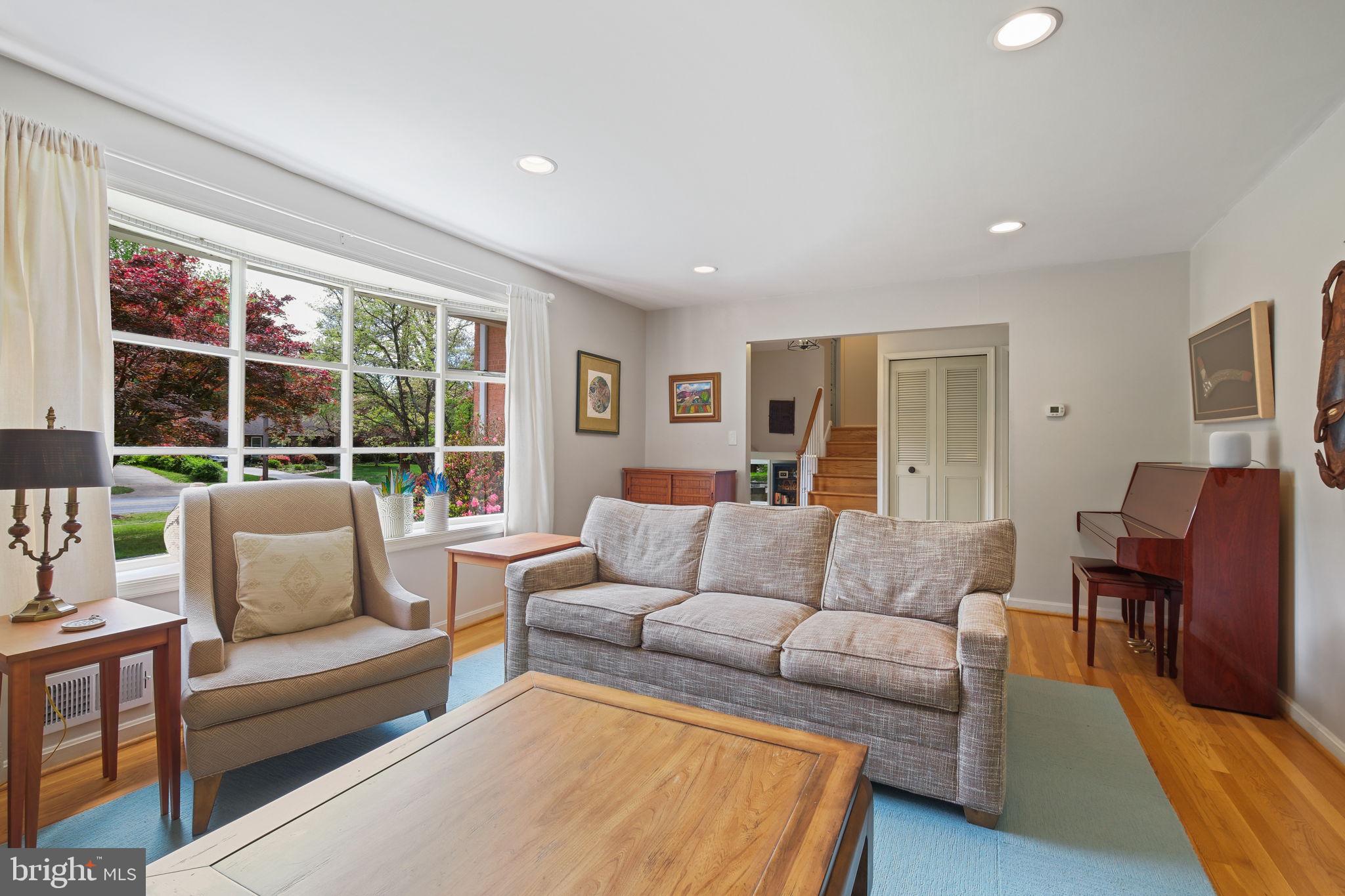 6811 TILDEN LANE