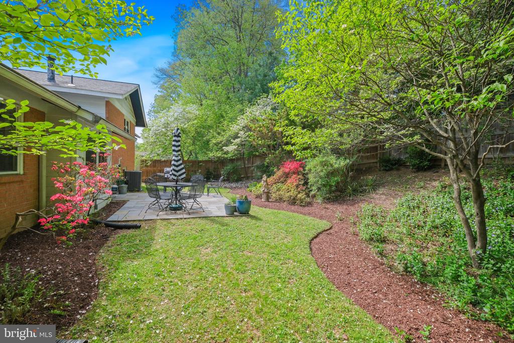 6811 TILDEN LANE