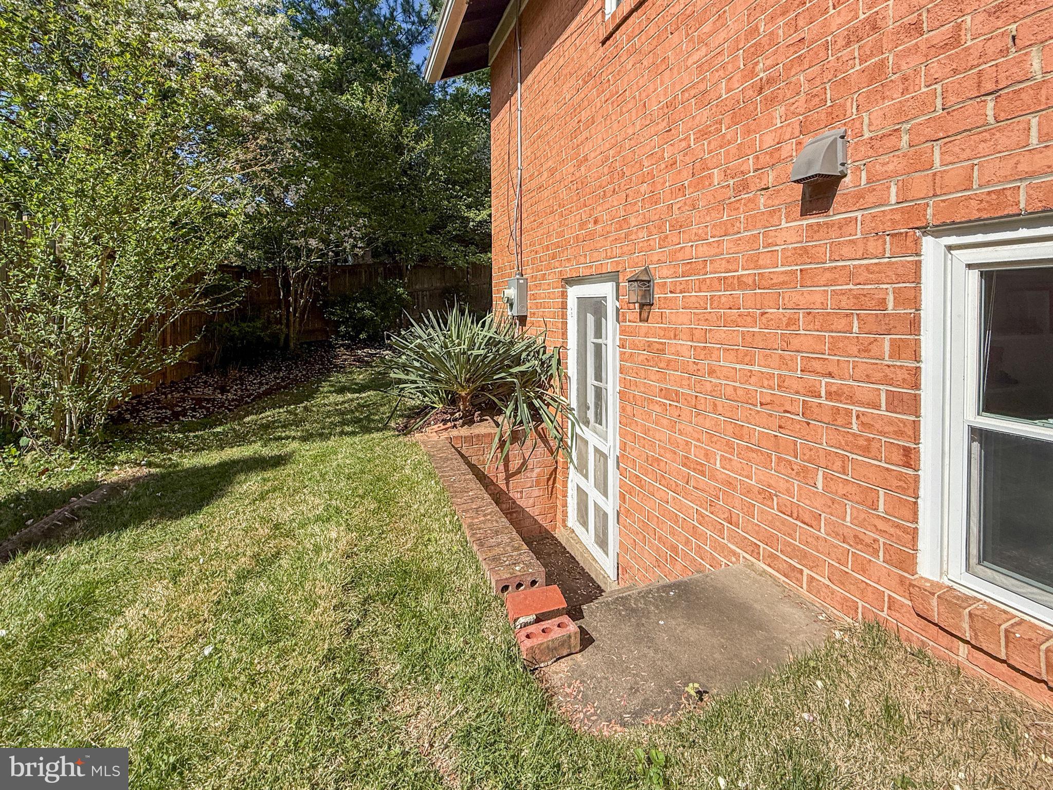 6811 TILDEN LANE