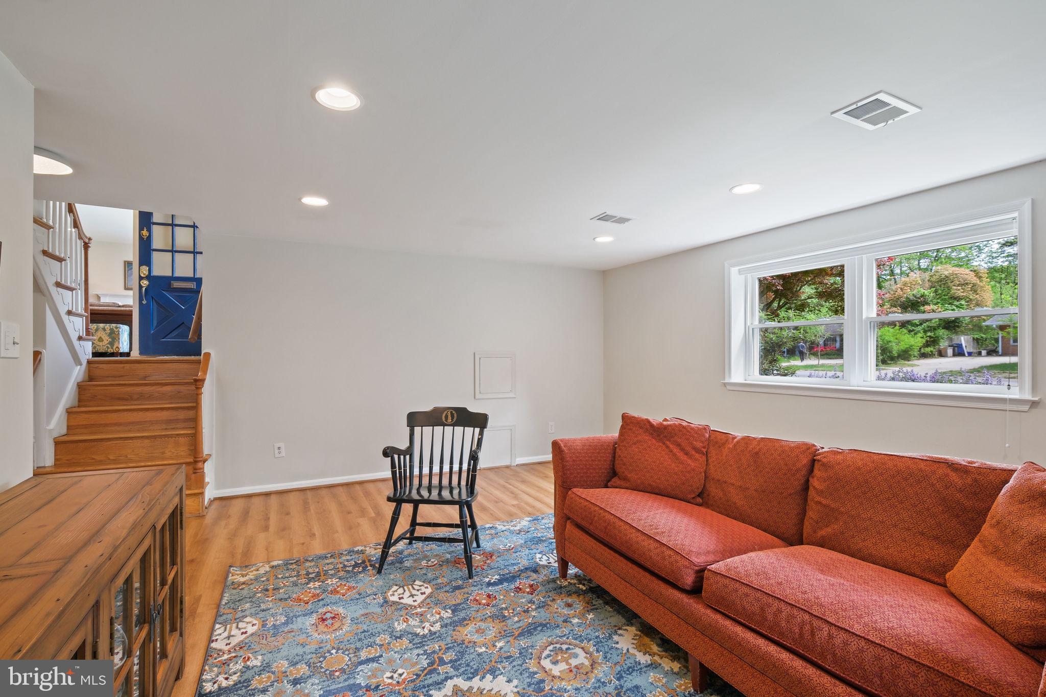 6811 TILDEN LANE