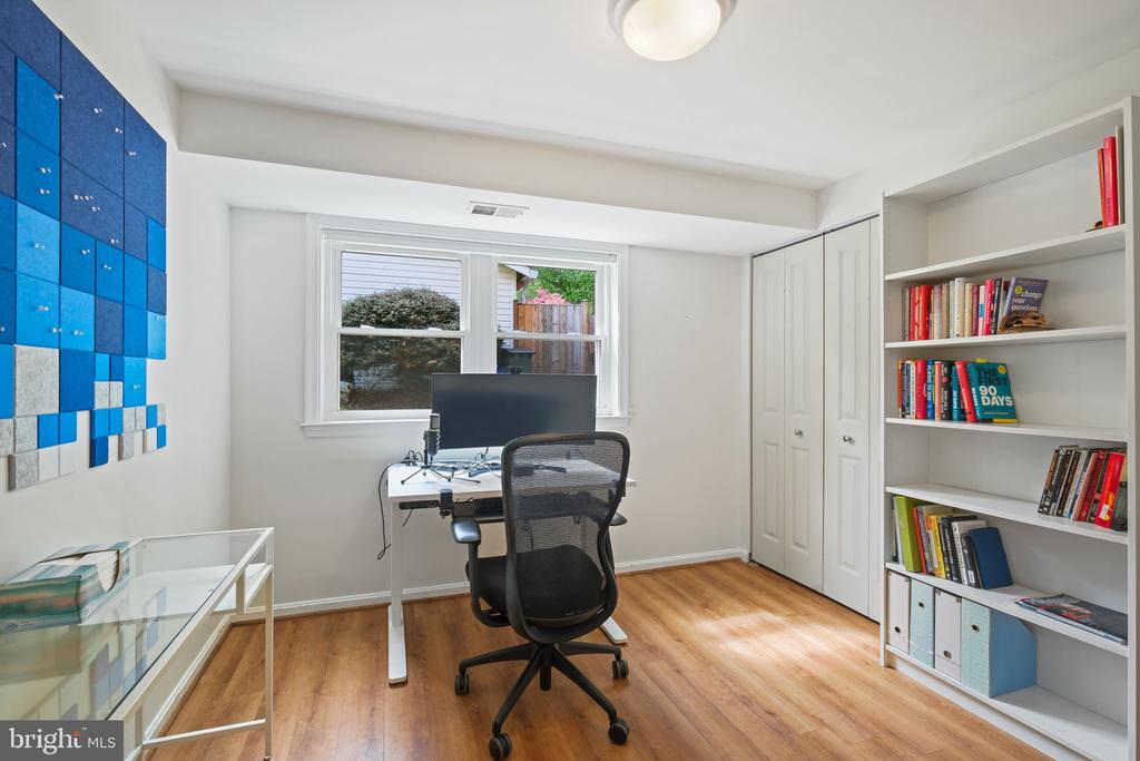 6811 TILDEN LANE