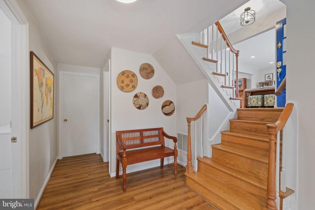 6811 TILDEN LANE