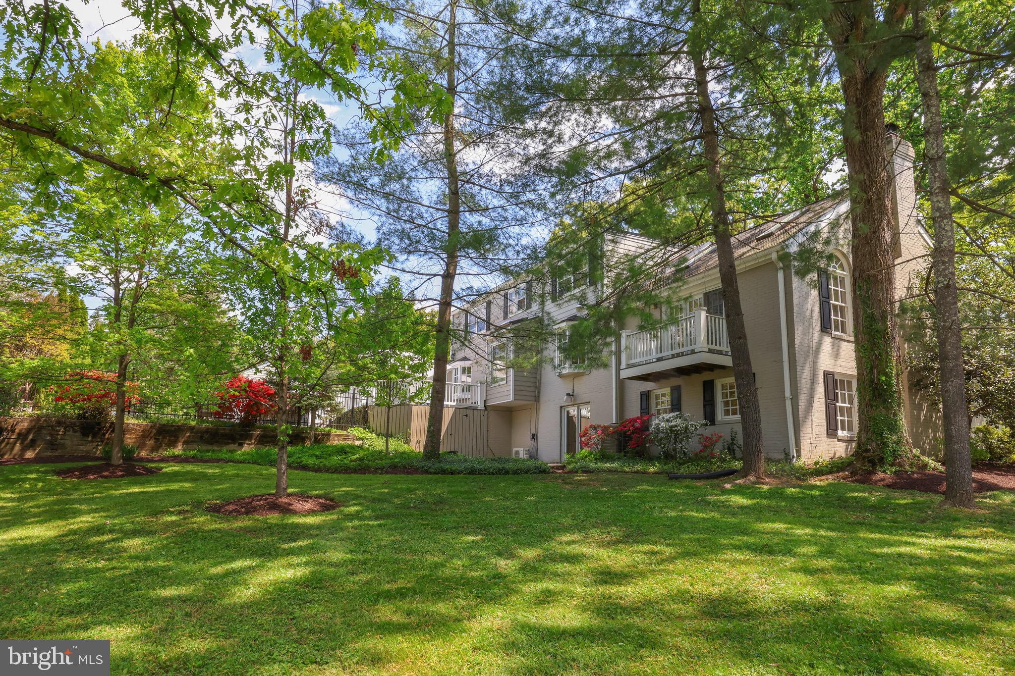 9600 PINKNEY COURT