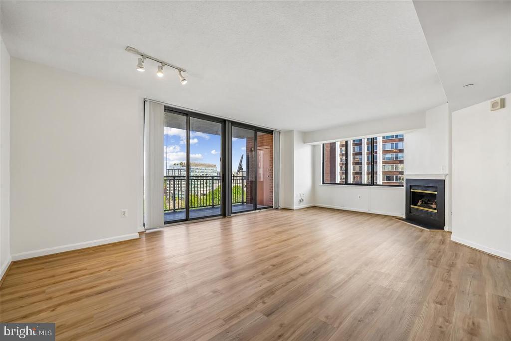 11710 OLD GEORGETOWN RD Unit: 1029