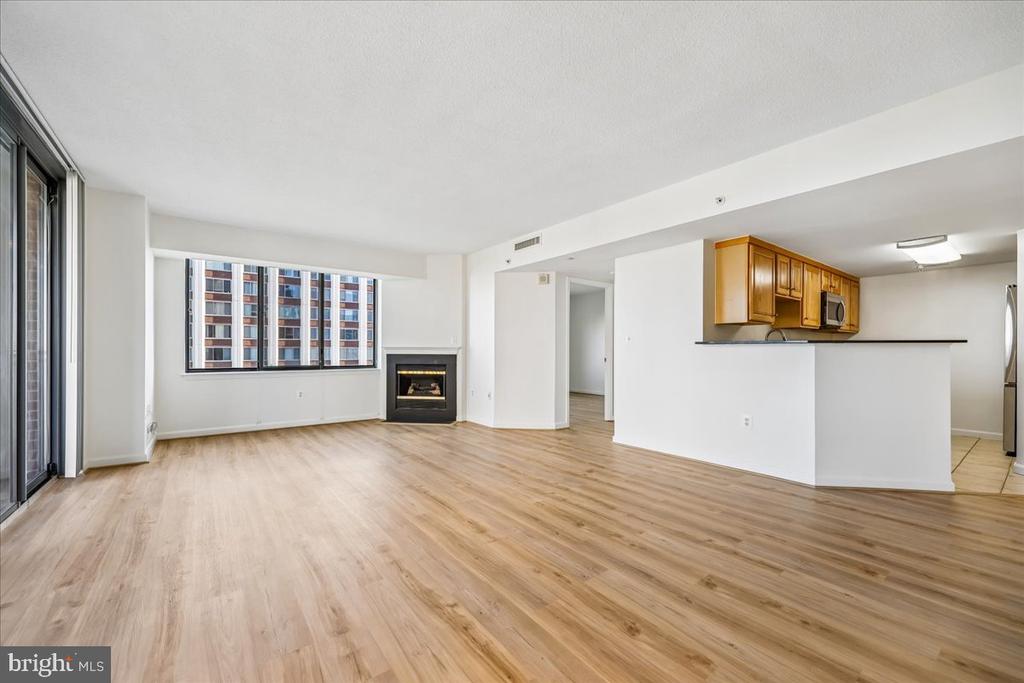 11710 OLD GEORGETOWN RD Unit: 1029