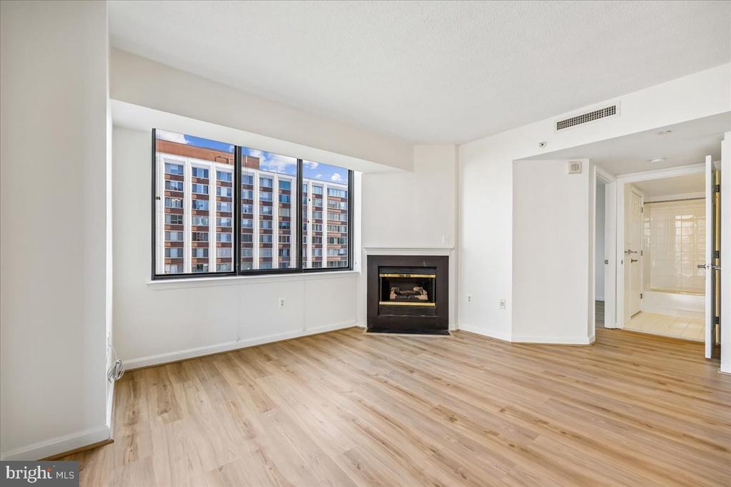 11710 OLD GEORGETOWN RD Unit: 1029