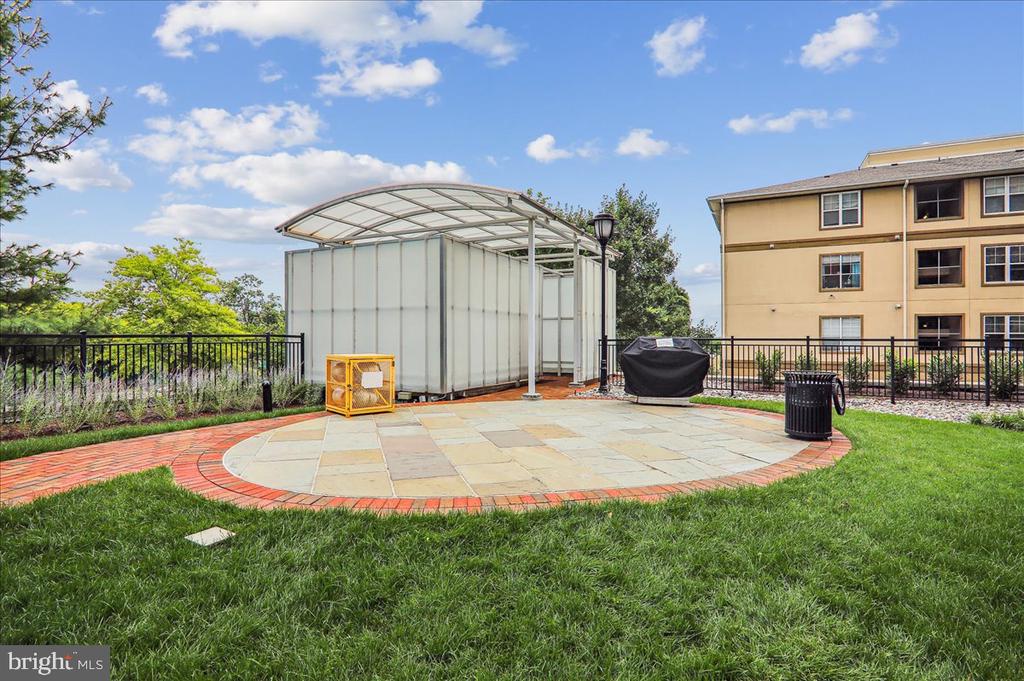 11710 OLD GEORGETOWN RD Unit: 1029