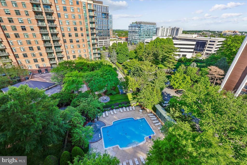 11710 OLD GEORGETOWN RD Unit: 1029