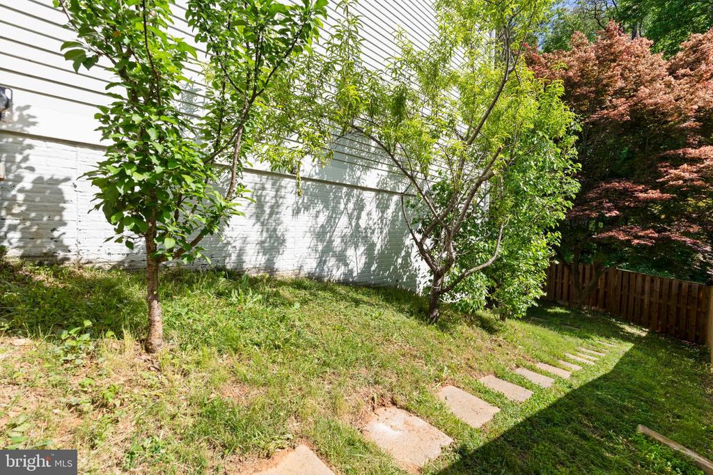 19249 ESMOND TERRACE