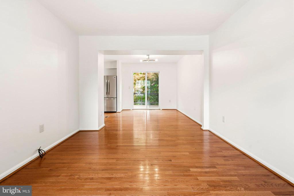 19249 ESMOND TERRACE