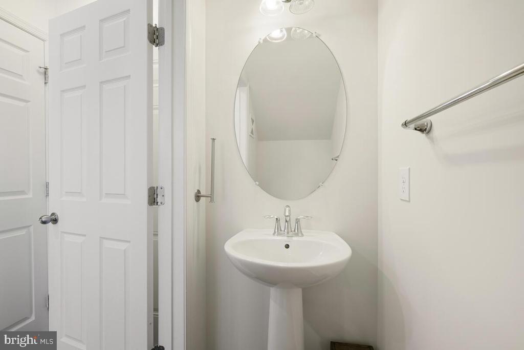 123 COPLEY CIRCLE 35-A