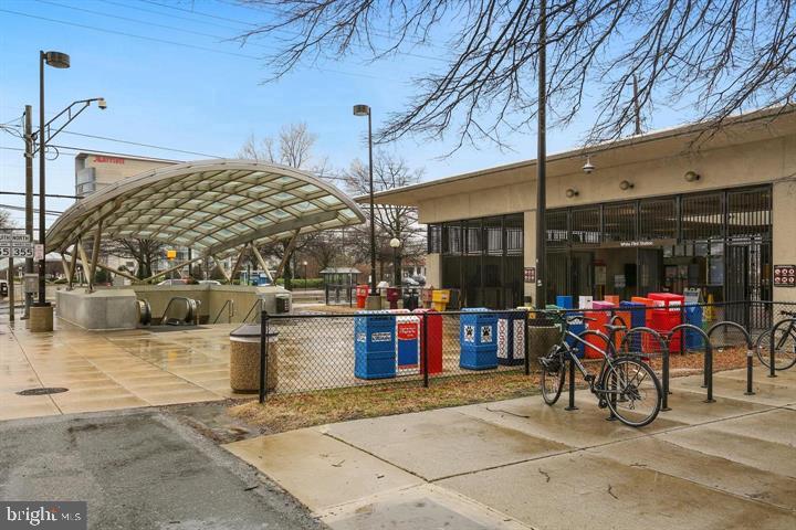 11800 OLD GEORGETOWN 1305