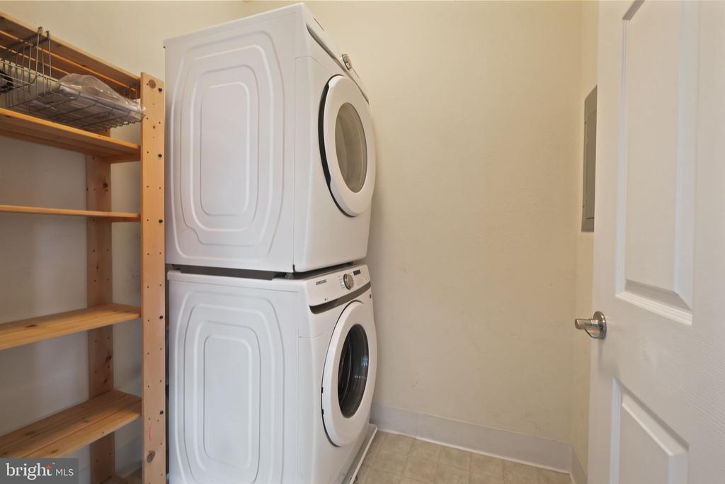 11800 OLD GEORGETOWN 1305