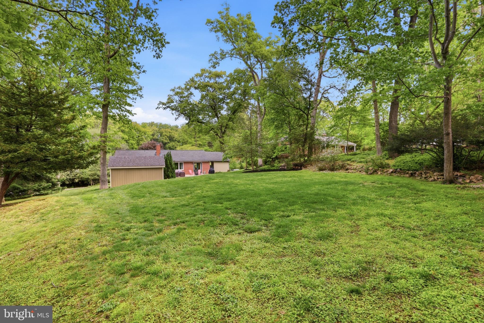 111 LILLIAN LANE