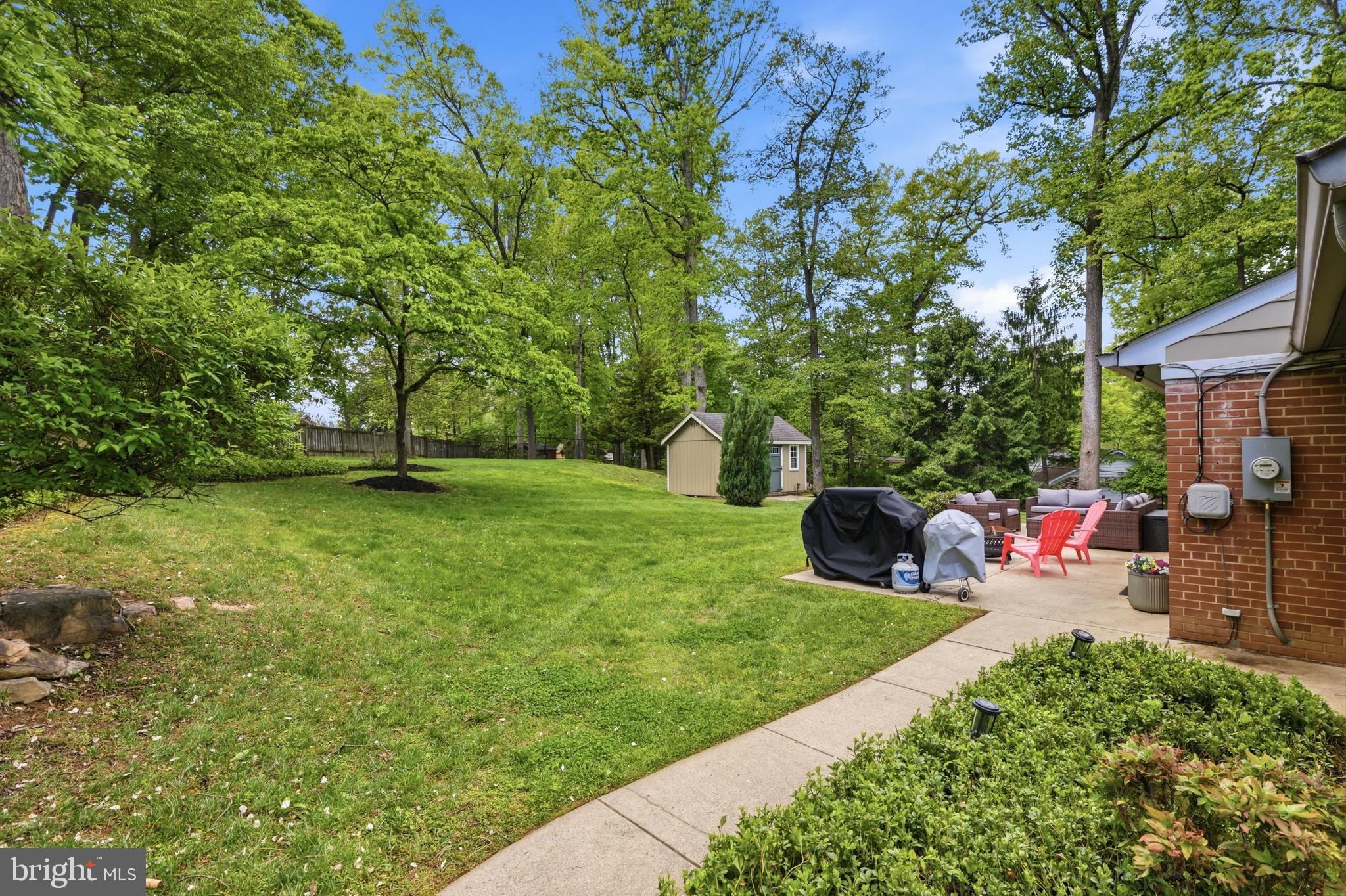 111 LILLIAN LANE