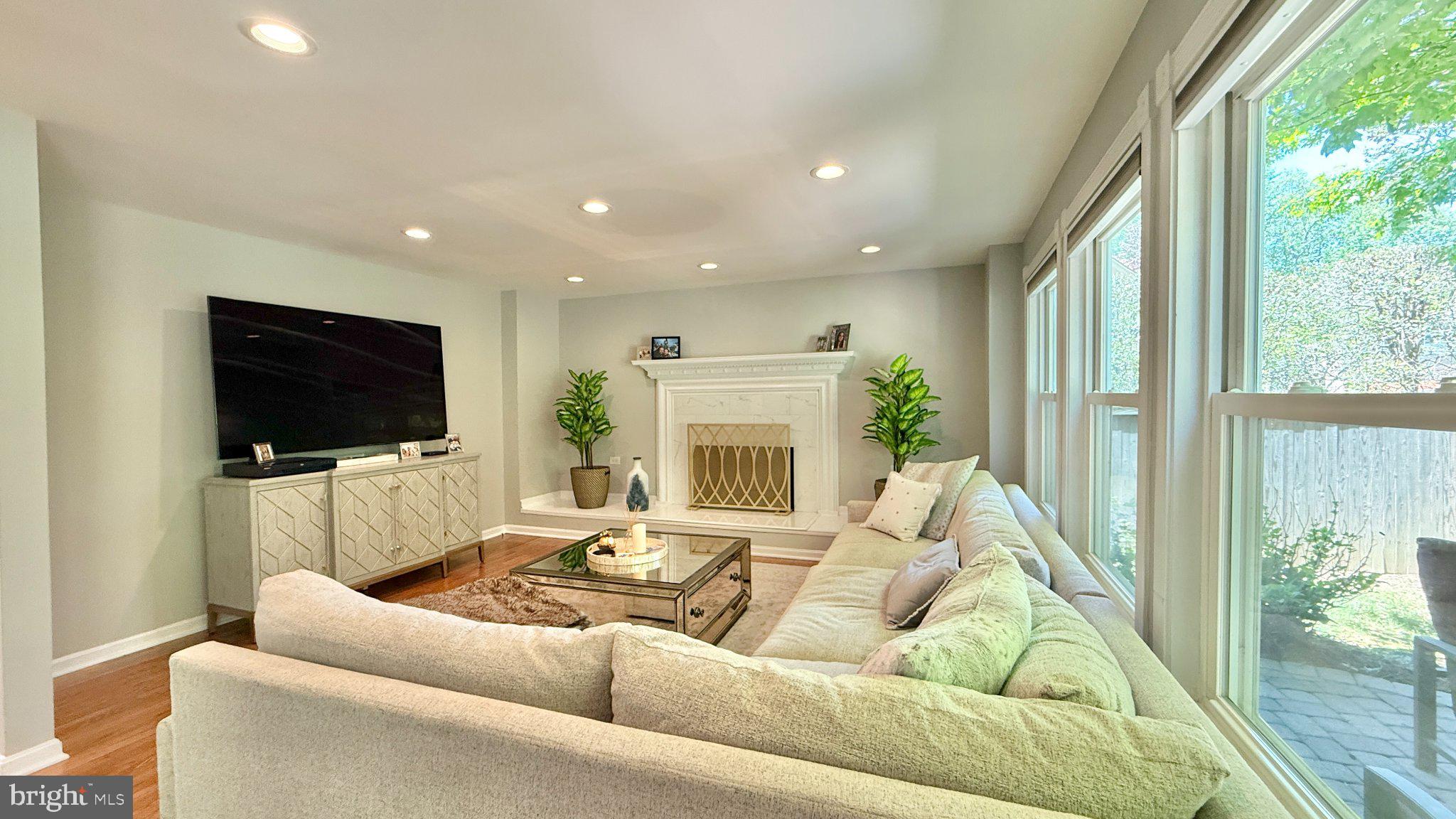 12213 GALESVILLE DRIVE