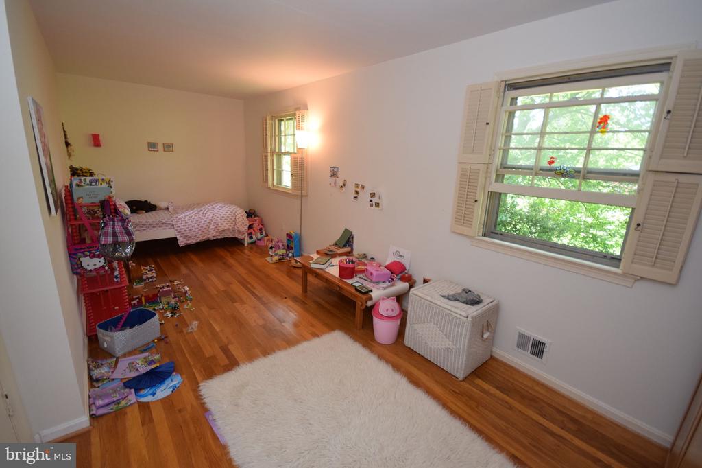 6728 SULKY LANE