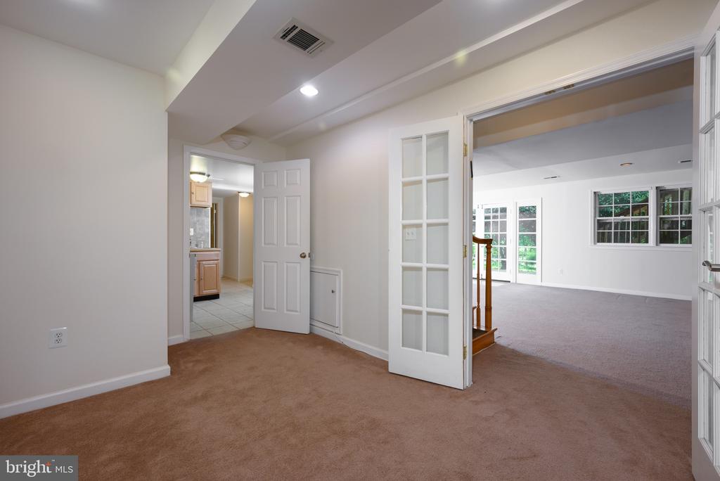 6728 SULKY LANE